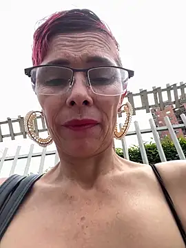 MireyaTorresGu online show from 02-06-25, 06:24