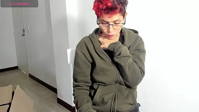 MireyaTorresGu online show from 02-25-25, 10:07