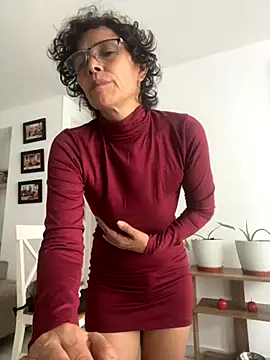 MireyaTorresGu online show from 10-09-25, 01:42