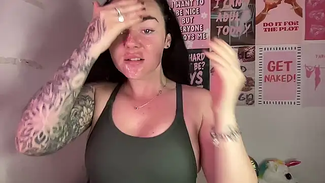 yorkshiregal online show from 04-15-26, 07:37