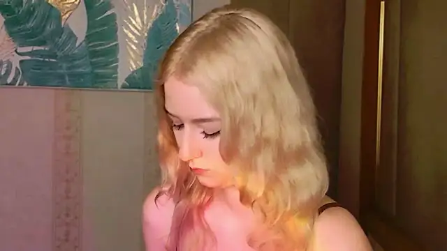 NaomiLoys online show from 11-20-25, 11:21