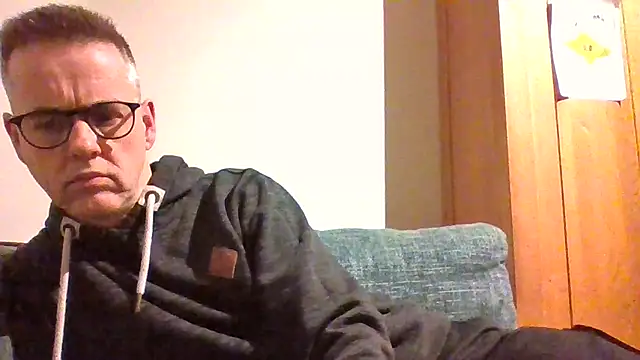 Snapshot of Hectorthyssen1 chatting on 12-16-24, 10:45 Hectorthyssen1 online show from 12-16-24, 10:45