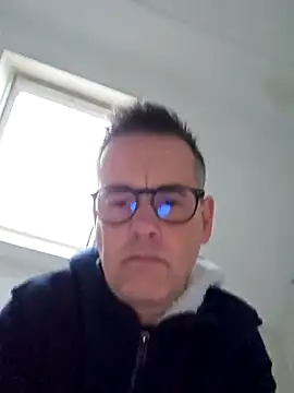 Snapshot of Hectorthyssen1 chatting on 01-05-25, 03:02 Hectorthyssen1 online show from 01-05-25, 03:02