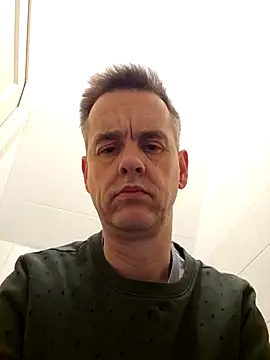 Snapshot of Hectorthyssen1 chatting on 01-09-25, 08:55 Hectorthyssen1 online show from 01-09-25, 08:55