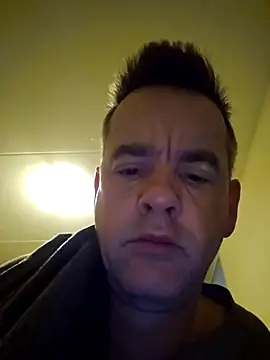 Snapshot of Hectorthyssen1 chatting on 01-12-25, 08:36 Hectorthyssen1 online show from 01-12-25, 08:36