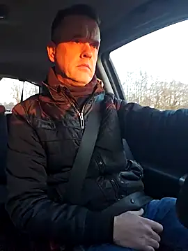 Snapshot of Hectorthyssen1 chatting on 02-04-25, 04:18 Hectorthyssen1 online show from 02-04-25, 04:18