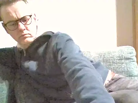 Snapshot of Hectorthyssen1 chatting on 02-09-25, 10:11 Hectorthyssen1 online show from 02-09-25, 10:11