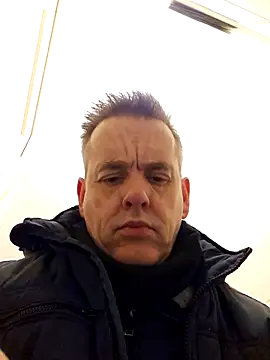 Snapshot of Hectorthyssen1 chatting on 02-15-25, 04:45 Hectorthyssen1 online show from 02-15-25, 04:45