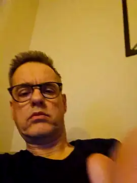 Snapshot of Hectorthyssen1 chatting on 02-19-25, 11:04 Hectorthyssen1 online show from 02-19-25, 11:04