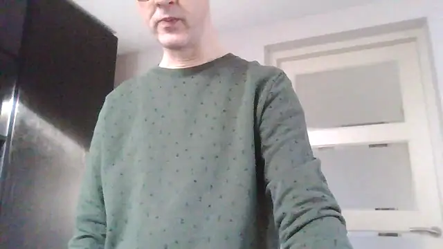 Snapshot of Hectorthyssen1 chatting on 02-25-25, 08:58 Hectorthyssen1 online show from 02-25-25, 08:58