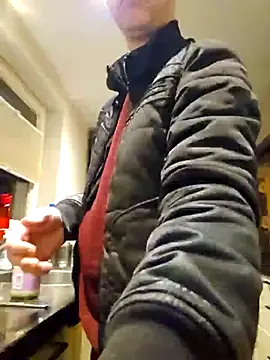 Snapshot of Hectorthyssen1 chatting on 02-27-25, 05:34 Hectorthyssen1 online show from 02-27-25, 05:34