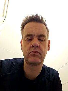 Snapshot of Hectorthyssen1 chatting on 03-01-25, 09:40 Hectorthyssen1 online show from 03-01-25, 09:40