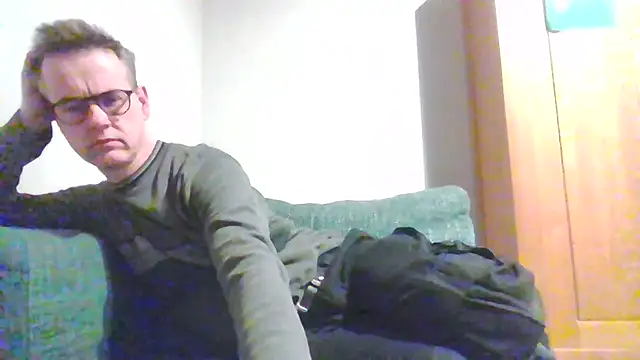 Snapshot of Hectorthyssen1 chatting on 03-06-25, 11:09 Hectorthyssen1 online show from 03-06-25, 11:09