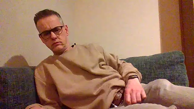 Snapshot of Hectorthyssen1 chatting on 03-14-25, 11:11 Hectorthyssen1 online show from 03-14-25, 11:11