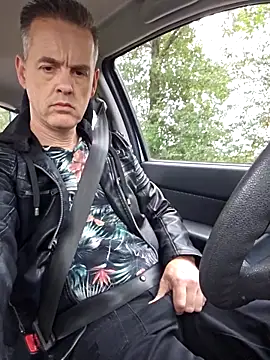 Snapshot of Hectorthyssen1 chatting on 09-17-25, 03:03 Hectorthyssen1 online show from 09-17-25, 03:03