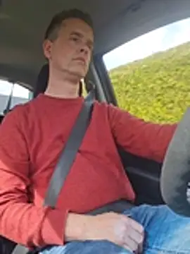 Hectorthyssen1 online show from 04-10-26, 02:00