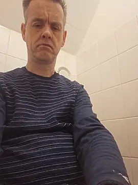 Hectorthyssen1 online show from 04-17-26, 06:22