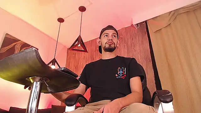 Snapshot of Bedobigcock chatting on 02-16-25, 12:08 Bedobigcock online show from 02-16-25, 12:08