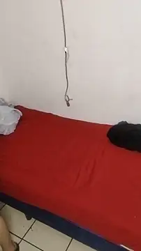 Snapshot of miketripi420 chatting on 02-16-26, 11:28 miketripi420 online show from 02-16-26, 11:28