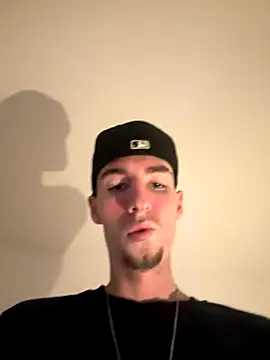 MikesWood21 online show from 10-19-25, 11:16