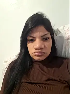 Snapshot of charllottebrasilian chatting on 06-15-26, 12:07 charllottebrasilian online show from 06-15-26, 12:07