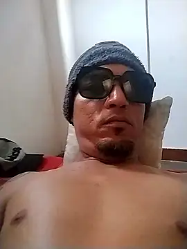 Snapshot of latinoshk chatting on 01-07-26, 01:57 latinoshk online show from 01-07-26, 01:57