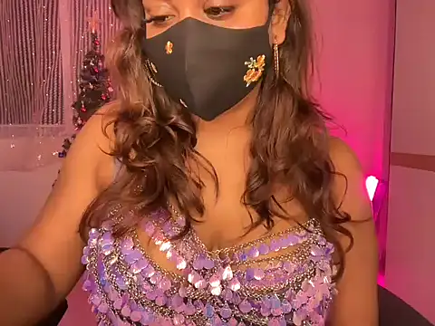 Snapshot of soniyatelugu chatting on 12-18-25, 06:25 soniyatelugu online show from 12-18-25, 06:25