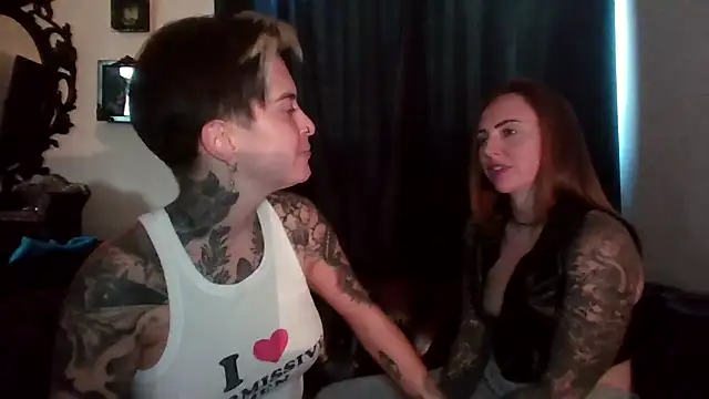 Snapshot of Alexandersonxo chatting on 11-17-25, 12:55 Alexandersonxo online show from 11-17-25, 12:55