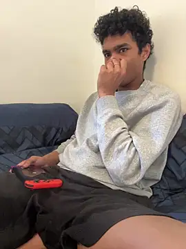 Snapshot of Ryan-hot chatting on 02-28-26, 03:02 Ryan-hot online show from 02-28-26, 03:02