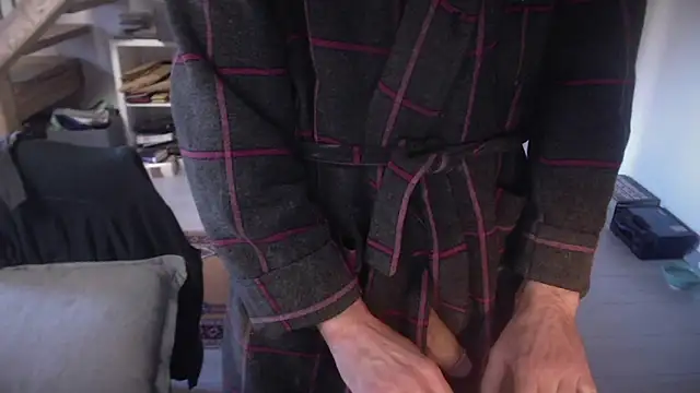 Snapshot of contemptumundi888 chatting on 12-14-25, 12:54 contemptumundi888 online show from 12-14-25, 12:54