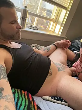 Snapshot of johnnyrockit chatting on 12-20-24, 12:27 johnnyrockit online show from 12-20-24, 12:27