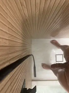 Gustavozx01 online show from 12-03-25, 09:57