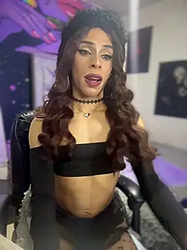 Snapshot of Diana_2003 chatting on 02-15-26, 02:47 Diana 2003 online show from 02-15-26, 02:47