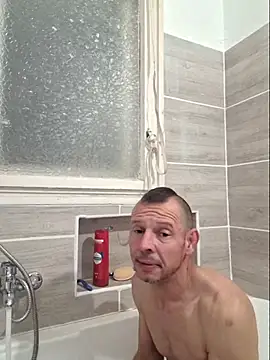 Snapshot of Vasember11@xh chatting on 05-14-26, 07:09 Vasember11xh online show from 05-14-26, 07:09