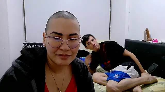 luxandracon23 online show from 11-21-25, 03:16