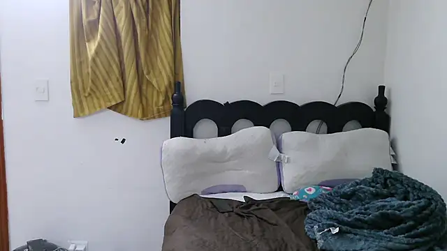 luxandracon23 online show from 03-09-26, 06:34