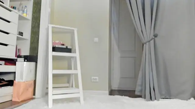 Snapshot of Baby_Jewel chatting on 11-07-25, 11:10 Baby Jewel online show from 11-07-25, 11:10