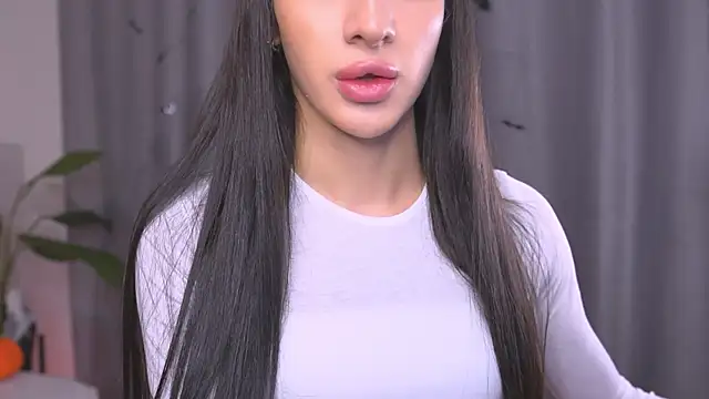 Kim Oberlin  online show from 10-25-25, 11:07