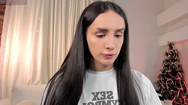 Snapshot of Kim_Oberlin_ chatting on 12-20-25, 11:17 Kim Oberlin online show from 12-20-25, 11:17