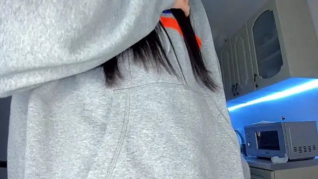 Snapshot of Kim_Oberlin_ chatting on 02-03-26, 12:10 Kim Oberlin online show from 02-03-26, 12:10