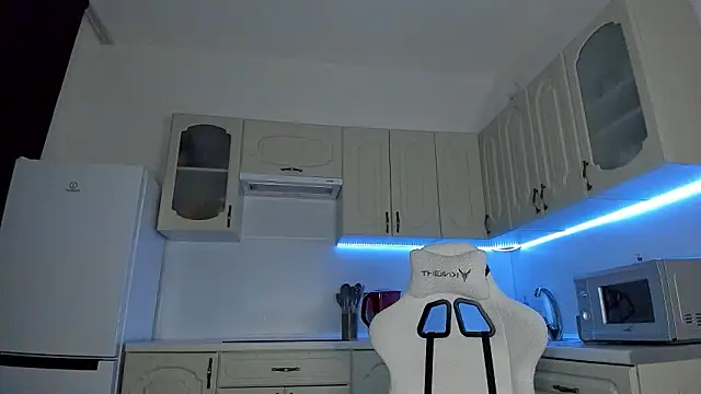 Snapshot of Kim_Oberlin_ chatting on 02-07-26, 04:11 Kim Oberlin online show from 02-07-26, 04:11