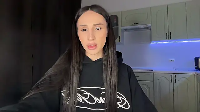 Snapshot of Kim_Oberlin_ chatting on 02-17-26, 09:54 Kim Oberlin online show from 02-17-26, 09:54