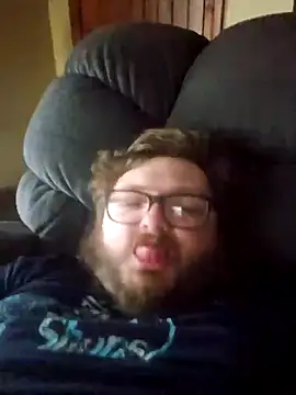 Snapshot of mikesfatdick chatting on 12-15-24, 05:10 mikesfatdick online show from 12-15-24, 05:10