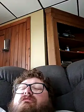 Snapshot of mikesfatdick chatting on 12-19-24, 04:35 mikesfatdick online show from 12-19-24, 04:35