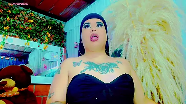 Snapshot of nauthyvalentina chatting on 03-07-26, 06:05 nauthyvalentina online show from 03-07-26, 06:05