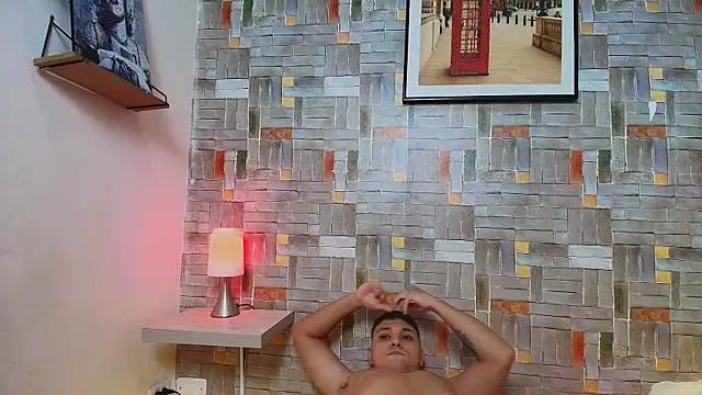 couple lovelyds online show from 12-22-25, 09:01