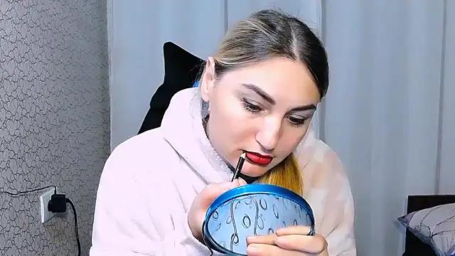 JaneLaJewel online show from 10-30-25, 07:25