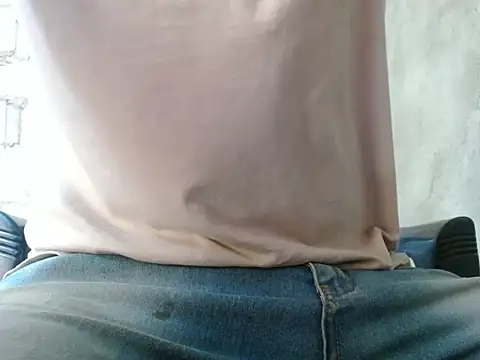 fernandez latinblackk online show from 10-23-25, 04:50