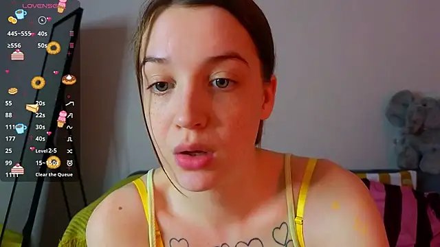 Sweet Evva online show from 04-14-26, 04:35