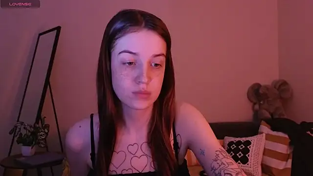 Snapshot of Sweet_Evva chatting on 05-30-26, 03:20 Sweet Evva online show from 05-30-26, 03:20